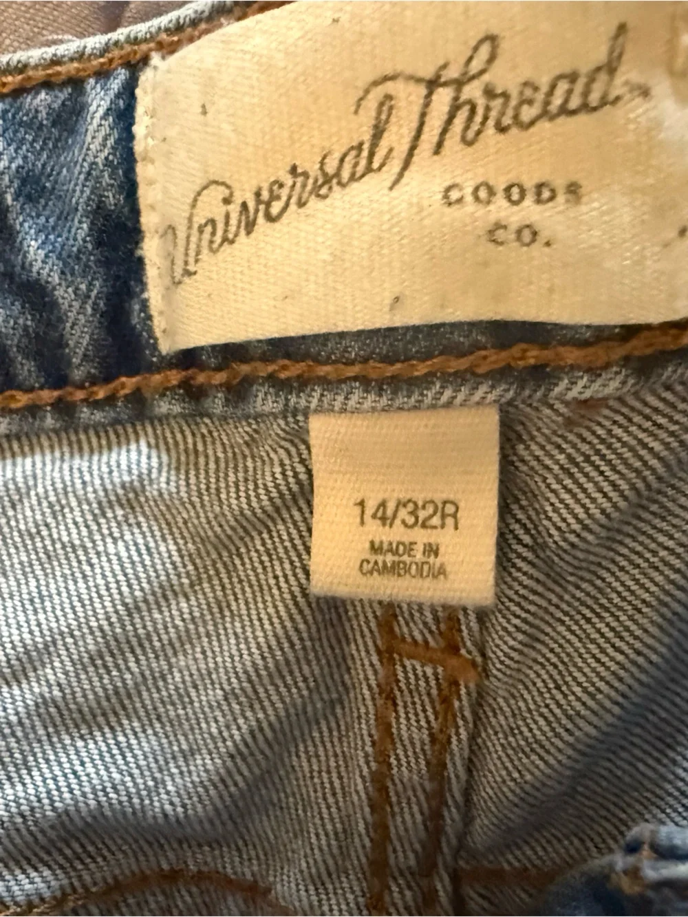 Universal Thread Vintage Midi Sz 14 blue denim shorts